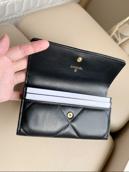 (シャネル)AP0953☆CHANEL 19 フラップ ウォレット☆